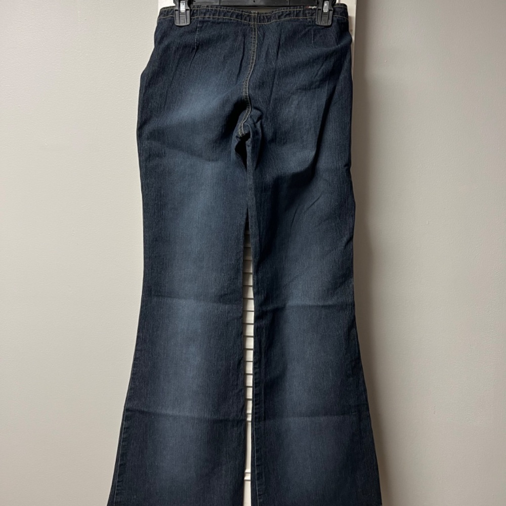 Jeans - Picture 2 of 2